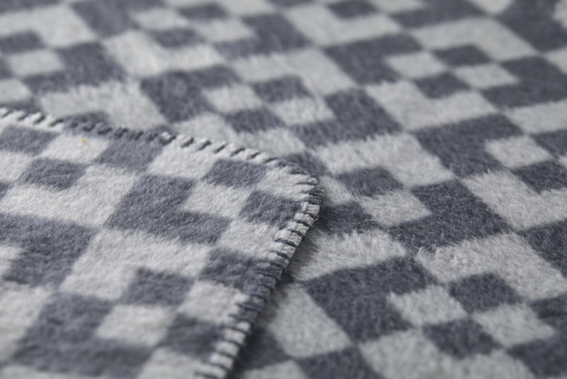 David Fussenegger Plaid Savona - Gevlochten - Grijs