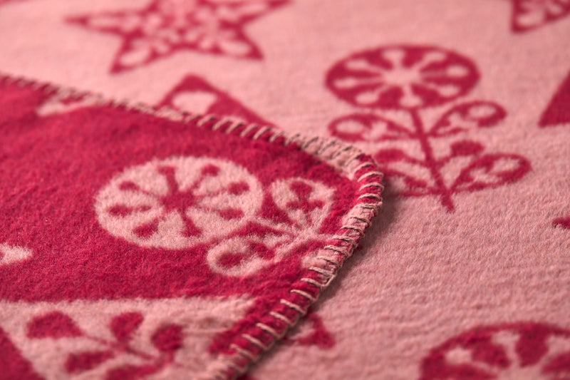 David Fussenegger Plaid Savona – Farbverlauf Fischgrätenmuster Braun, Elfenbein und Grün