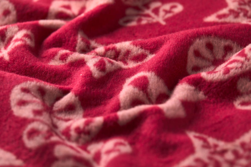 David Fussenegger Plaid Savona – Farbverlauf Fischgrätenmuster Braun, Elfenbein und Grün