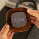 Gingko-Lumos-Wekker-Walnoothout-Regalino-Vierkant-Wake-up-light-accu