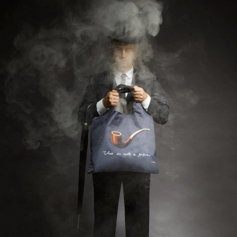 LOQI Falttasche René Magritte „The Treachery of Images“ Recycelt