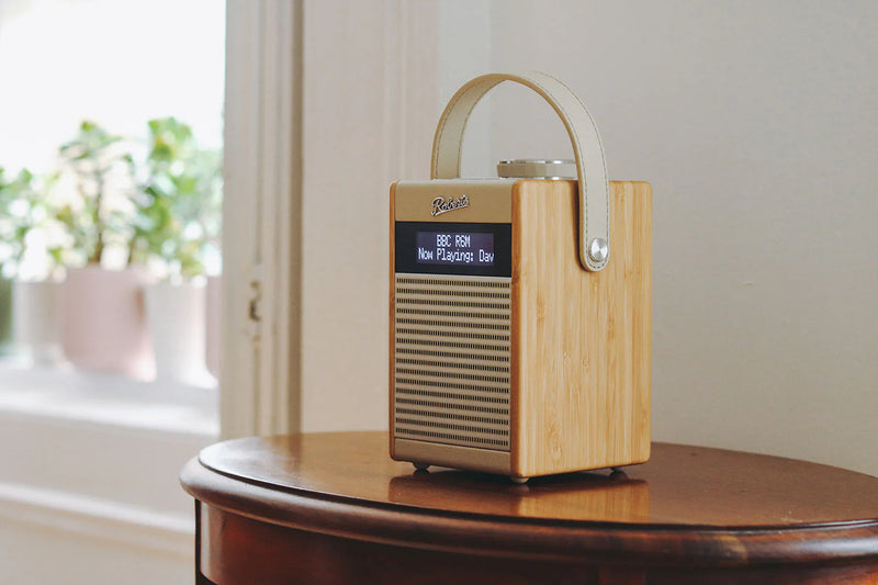 Roberts-Rambler-midi-beige-radio-DAB_c291f547-dc6e-40be-b3d5-e84987e5acd6