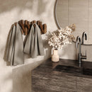 Umbra-kapstok-walnoot-hout-Regalino-Roermond