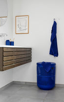 Zone-Denmark-zeepdispenser-blauw-Regalino